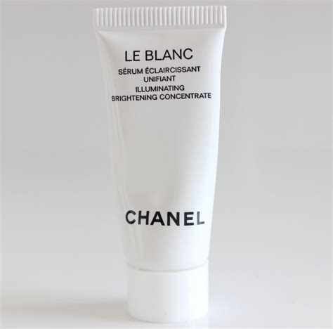 sérum le blanc de chanel para que sirve|chanel le blanc foam.